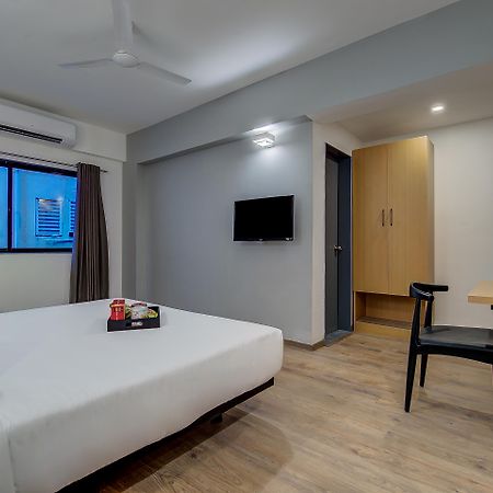 Oyo Townhouse 048 Hadapsar Hotel Phursungi Екстериор снимка