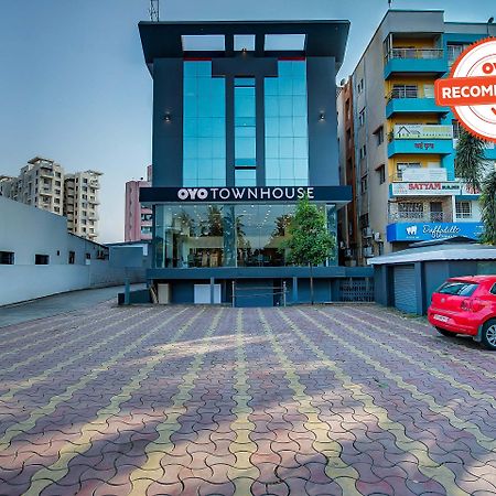 Oyo Townhouse 048 Hadapsar Hotel Phursungi Екстериор снимка