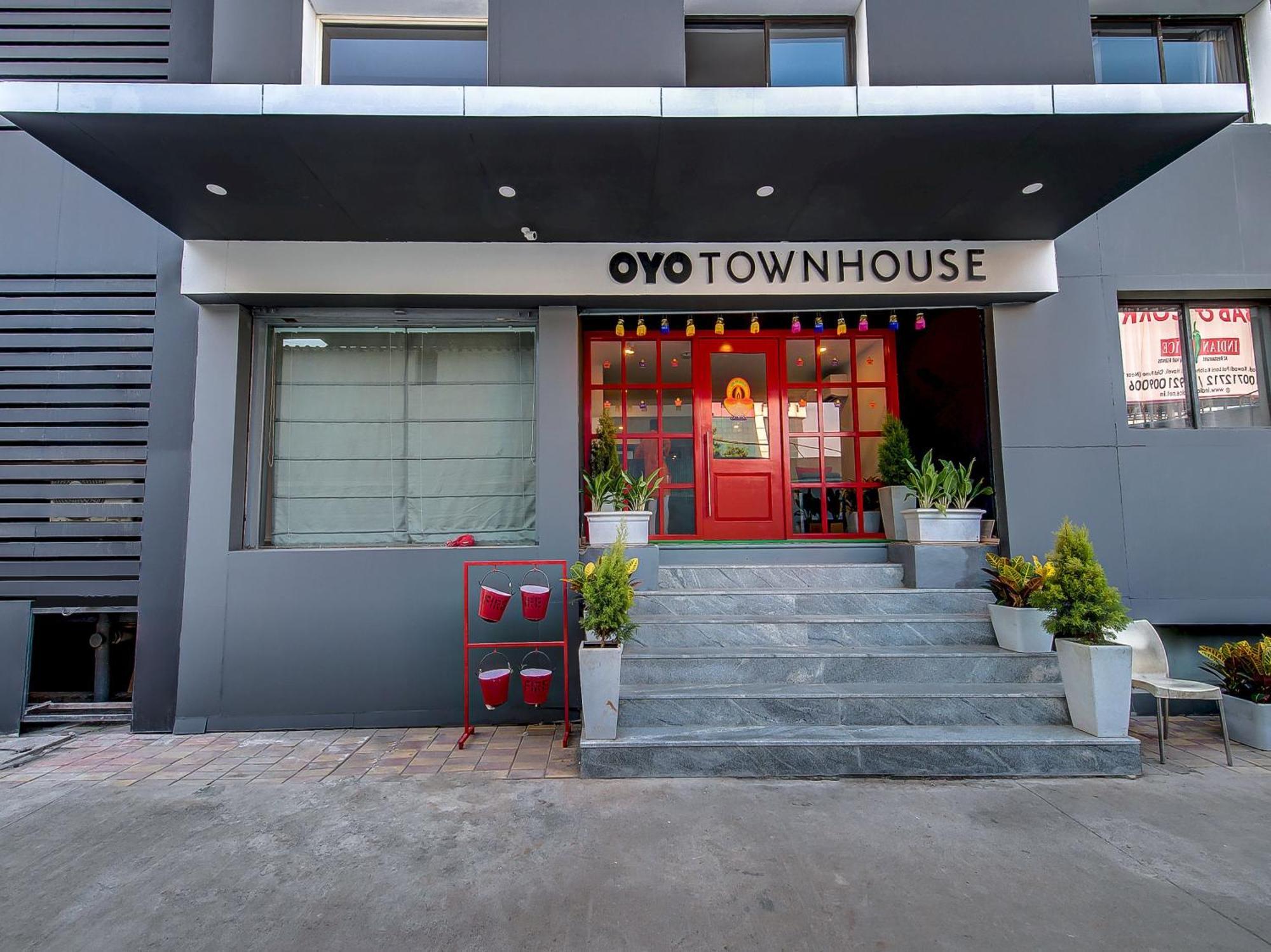 Oyo Townhouse 048 Hadapsar Hotel Phursungi Екстериор снимка
