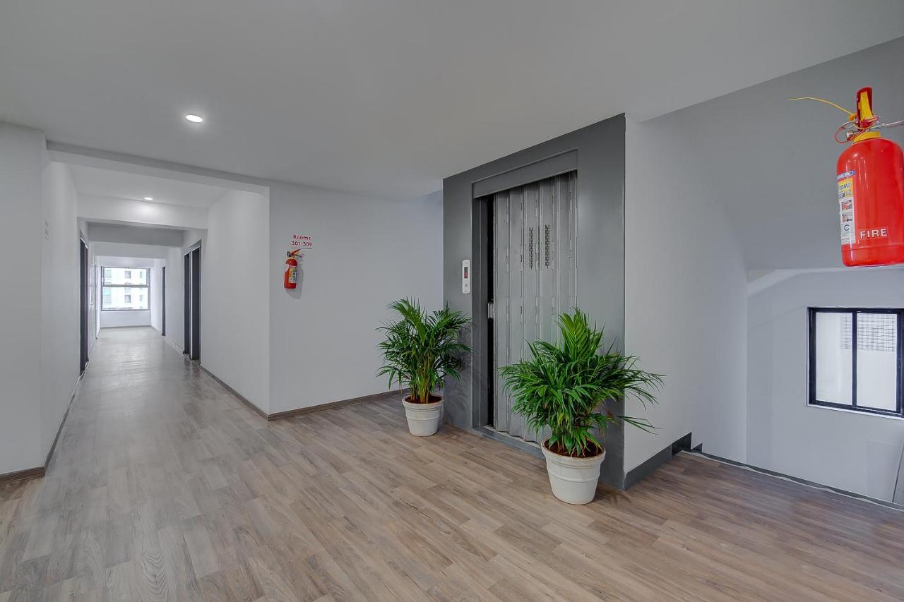 Oyo Townhouse 048 Hadapsar Hotel Phursungi Екстериор снимка