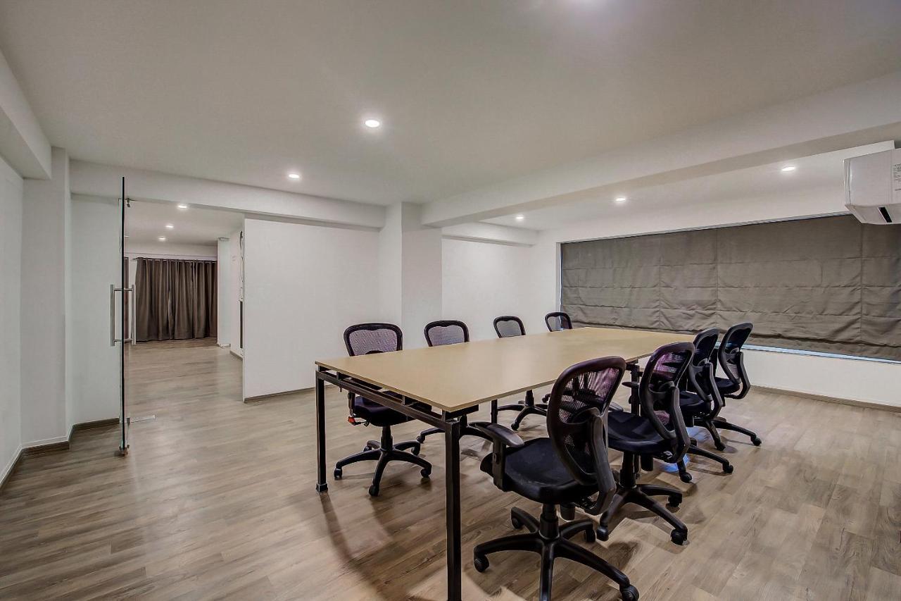 Oyo Townhouse 048 Hadapsar Hotel Phursungi Екстериор снимка