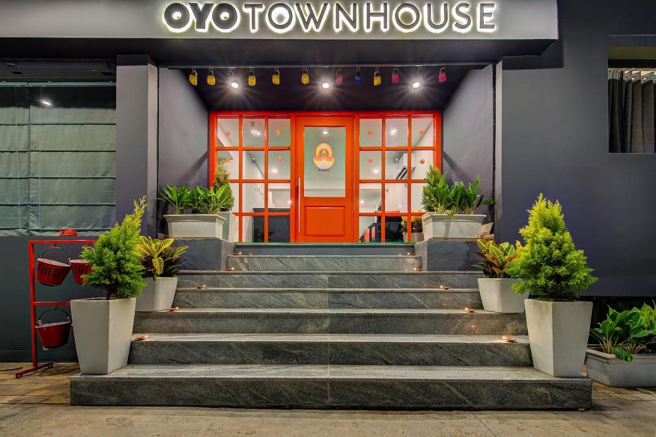 Oyo Townhouse 048 Hadapsar Hotel Phursungi Екстериор снимка