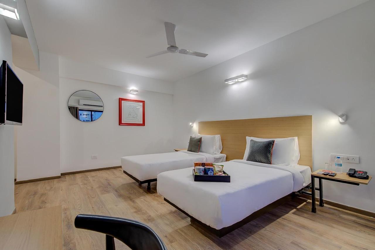 Oyo Townhouse 048 Hadapsar Hotel Phursungi Екстериор снимка